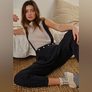 RARE NWOT FREE PEOPLE GOOD OLE DAYS DUNGAREES | BLACK